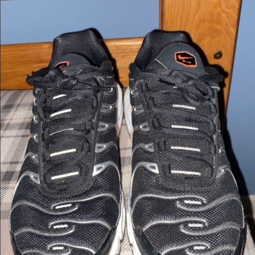 Vapor max shoes